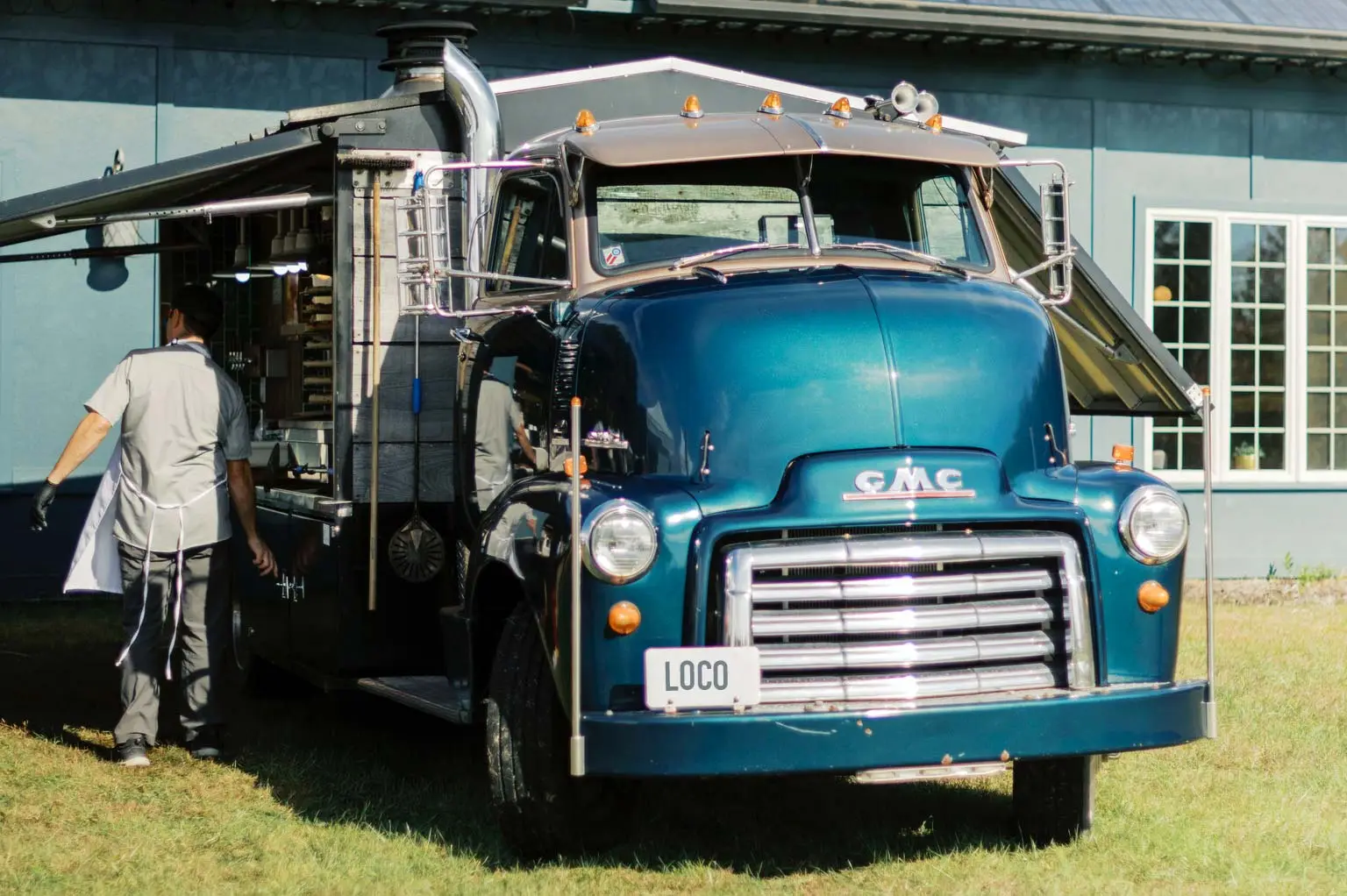 Pizzeria Loco's Vintage GMC Pizza Truck